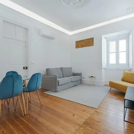 Almada Villa-2